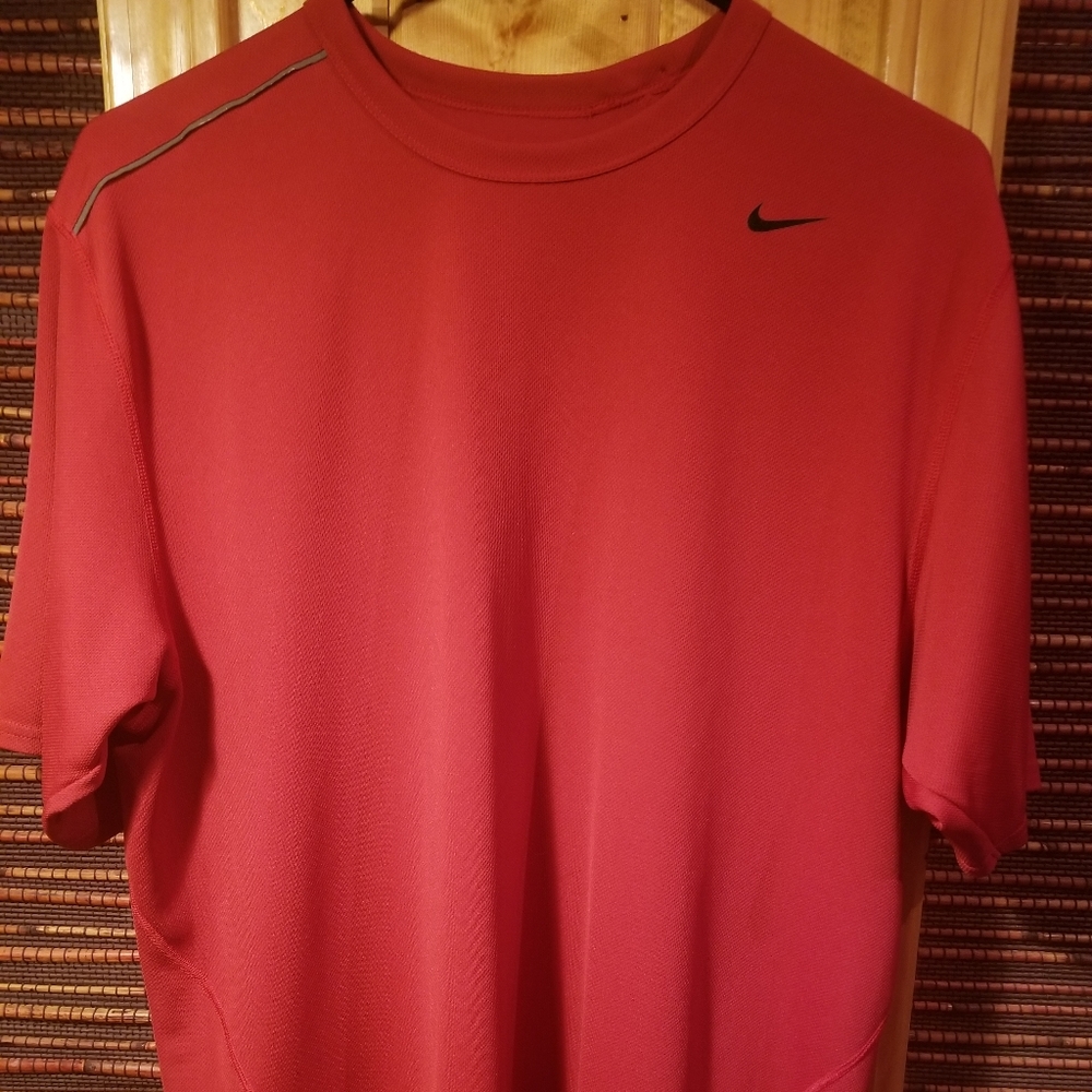 3/$15 - Nike Dri-fit UV - Large